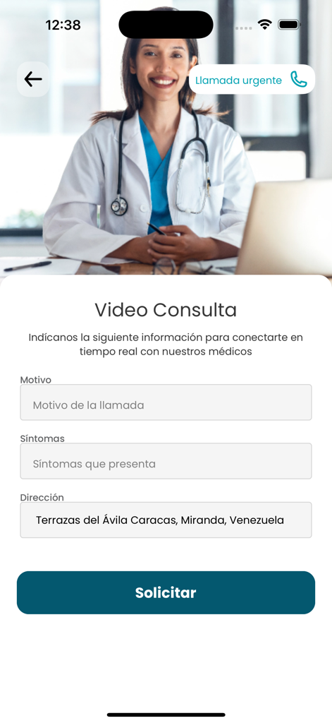 Seguros Venezuela app interface showing a medical video consultation request form with fields for reason and symptoms