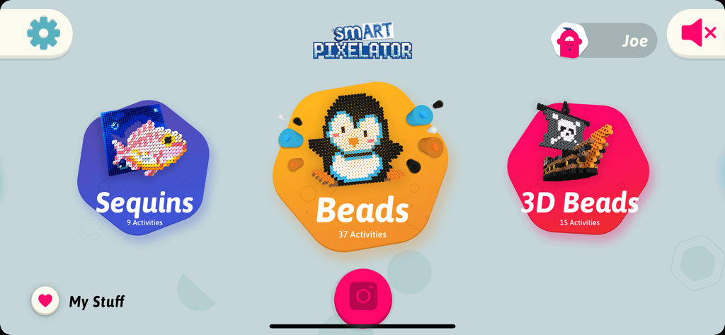 Main menu of the smART pixelator app showing craft options for beads sequins and 3D projects