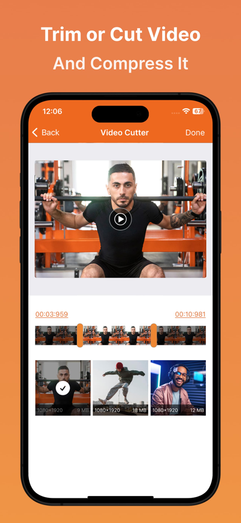 Video Compressor : Save Space - Interface do aplicativo móvel mostrando o recurso de corte e aparagem de vídeo com uma linha do tempo e galeria de vídeos