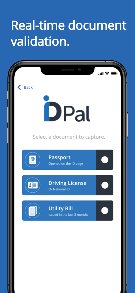 ID-Pal - リアルタイム検証のために、パスポートや運転免許証などの身分証明書を選択するID-Palアプリのインターフェース。
