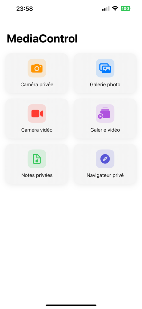 MediaControl - Pantalla de inicio de la aplicación MediaControl que muestra la galería de la cámara privada, notas y funciones de navegación