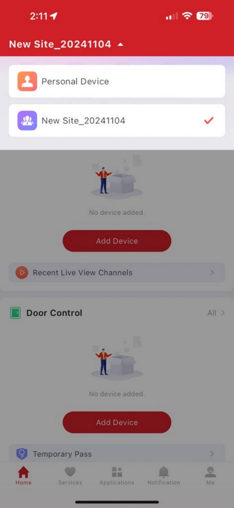 Dashboard dell'app LTS Connect con opzioni per aggiungere dispositivi di sicurezza e gestire il controllo delle porte.