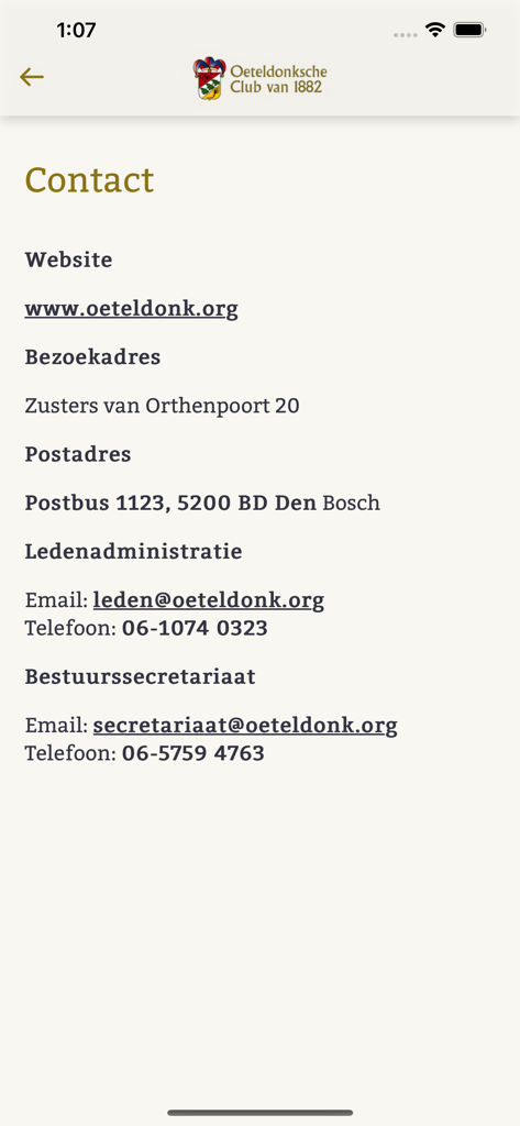 Oeteldonk - Contact information screen of the Oeteldonk mobile app showing club addresses and website