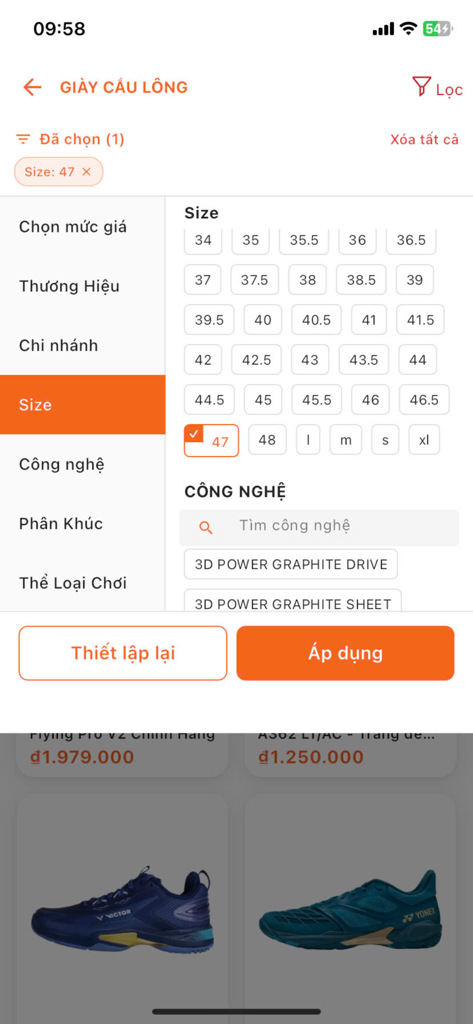ShopVNB app interface for filtering badminton shoes by size