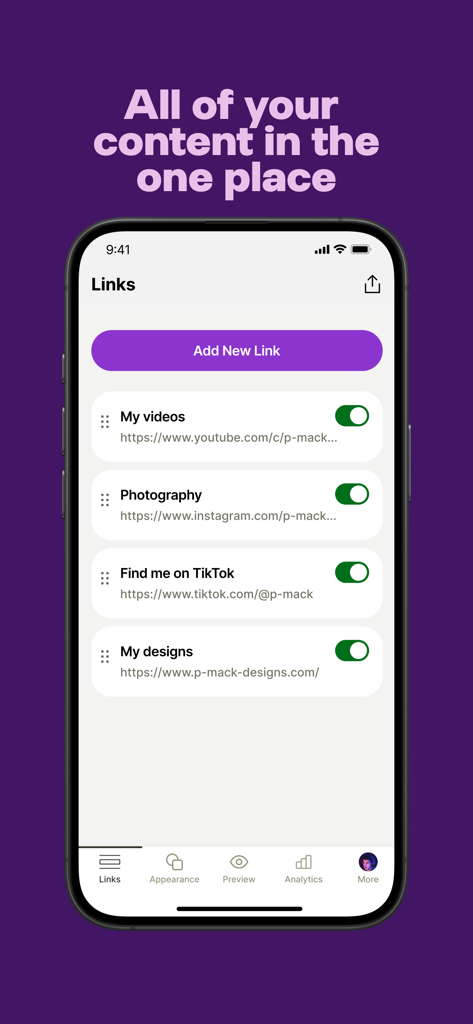 Capture d'écran de l'application Linktree montrant une liste de liens de médias sociaux gérés sur un iPhone.