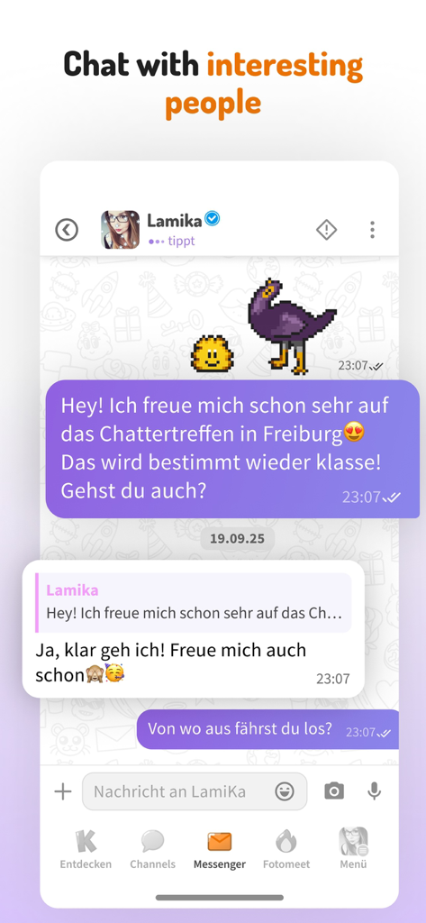 Ein Screenshot der Knuddels Mobile App Chat-Oberfläche, der ein Textgespräch mit Retro-Pixel-Art-Emojis zeigt.