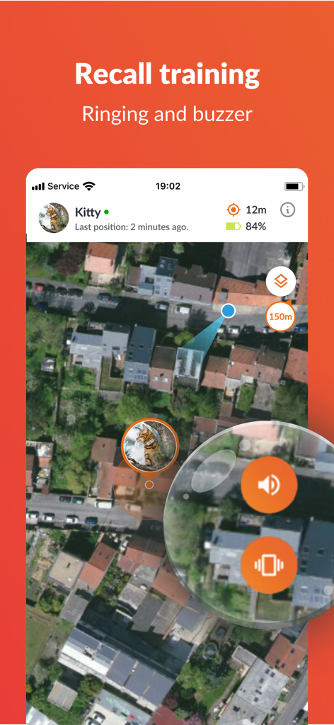 Weenect® - GPS - 衛星地図上で呼び出しとブザーボタンが表示されたペット呼び出しトレーニング機能を示すWeenectアプリ
