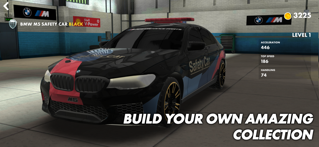 Shell Racing - Una BMW M5 Safety Car nera esposta nel garage dell'app Shell Racing con statistiche di performance e un overlay di testo "costruisci la tua collezione".