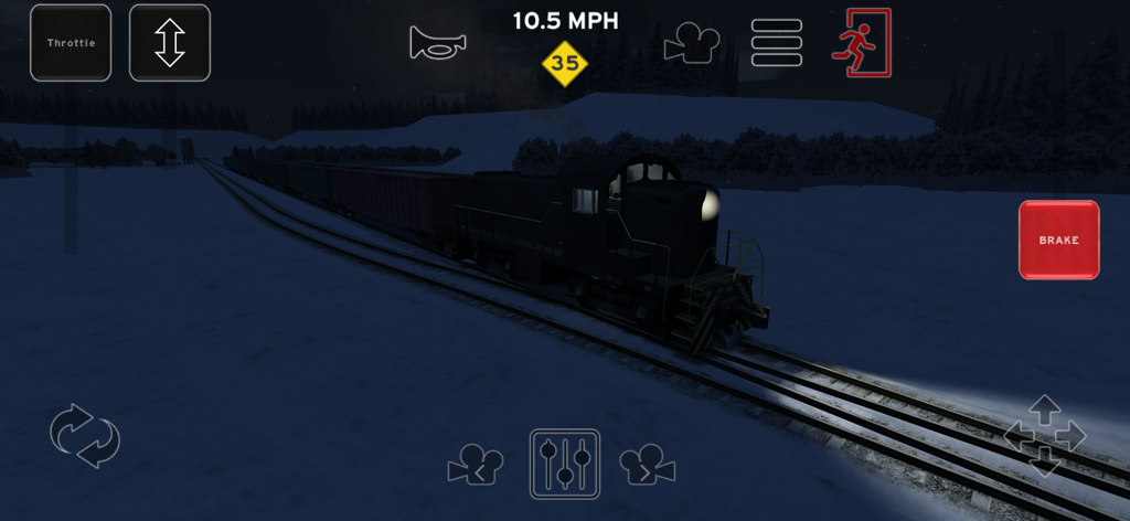 Train And Rail Yard Simulator - Ein Güterzug, der im Train and Rail Yard Simulator nachts durch eine verschneite Landschaft fährt