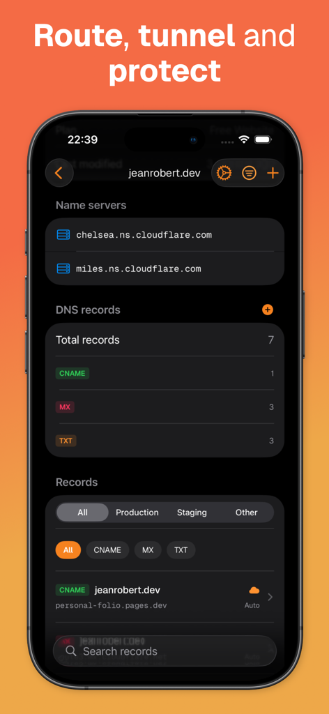 Clouder for Cloudflare - モバイルデバイスでDNSレコードとネームサーバーを管理するためのClouderアプリインターフェース。