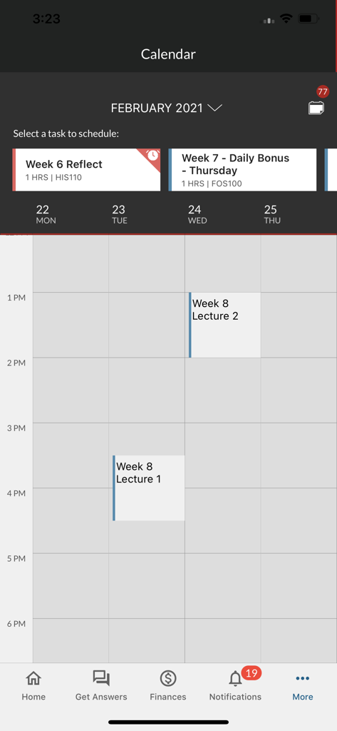 Strayer - Strayer Mobile app calendar interface showing a student's weekly schedule with lectures and tasks