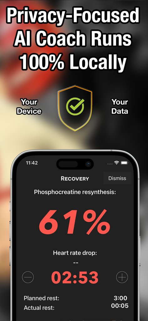 Sheiko Gold: AI Powerlifting - Interfaccia dell'app Sheiko Gold che mostra la privacy AI locale e le metriche di tracciamento del recupero in tempo reale come la risintesi della fosfocreatina