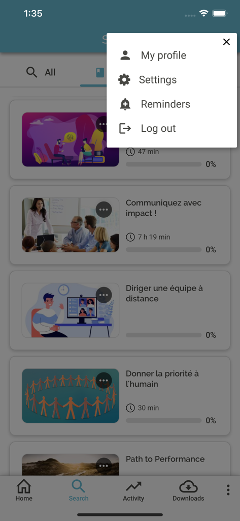 My Learning App - Écran d'accueil de My Learning App affichant une liste de cours de formation et un menu de paramètres ouvert