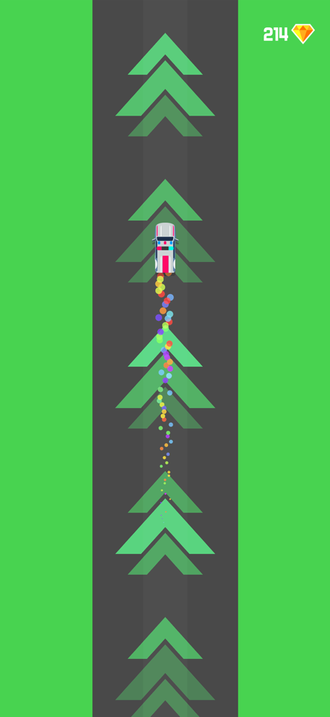 Vista cenital de un coche conduciendo a través de flechas direccionales verdes en una pista en Sling Drift.