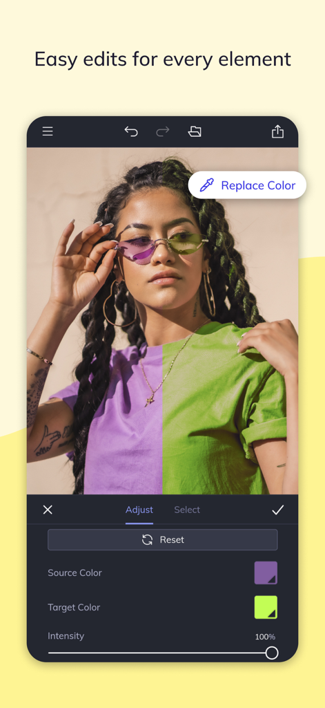 Una interfaz móvil de BeFunky mostrando la herramienta Reemplazar Color utilizada para cambiar partes de una camiseta y gafas de sol de morado a verde