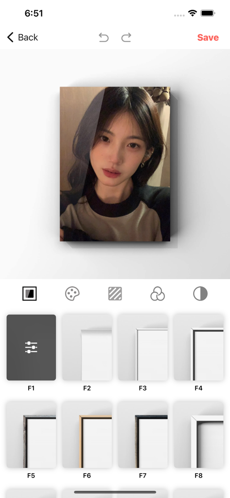 Frame Art: Photo Frames App - Portrait photo being edited with various frame styles in the Frame Art app interface.