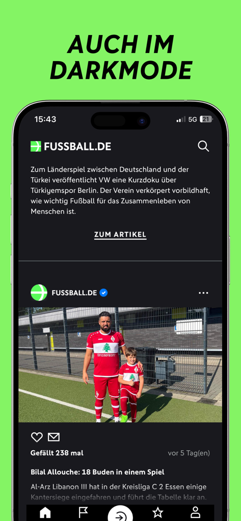 FUSSBALL.DE - 아마추어 축구 뉴스 및 이야기를 보여주는 다크 모드의 FUSSBALL.DE 앱 인터페이스