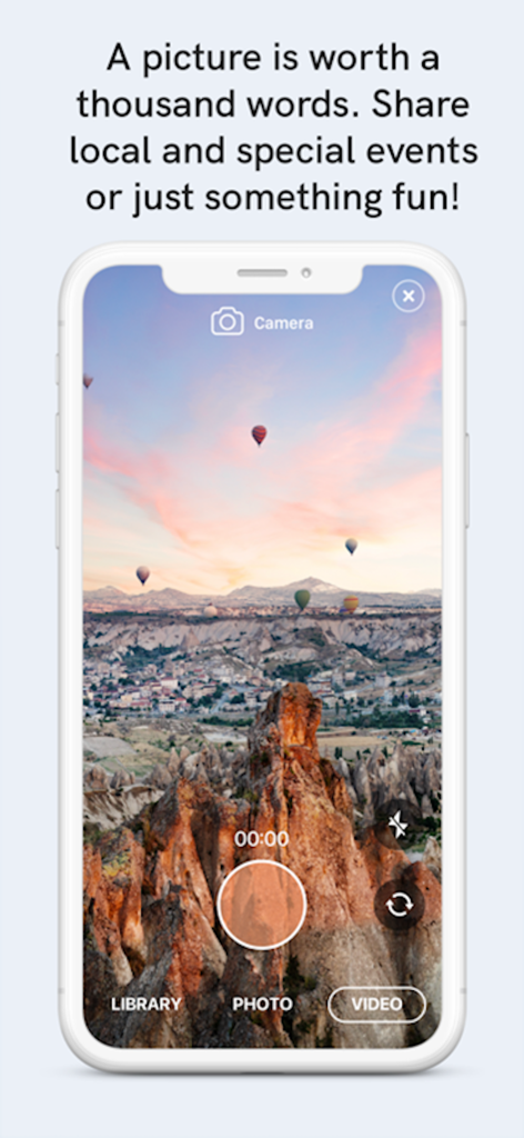 KLIN 1400 AM - Smartphone-Bildschirm mit der Kamerafunktion der KLIN 1400 AM App zum Teilen von Fotos und Videos von lokalen Veranstaltungen.