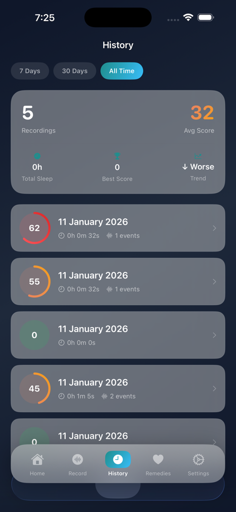 Snore Recorder Tracker - App history screen displaying snore recordings and daily sleep scores.