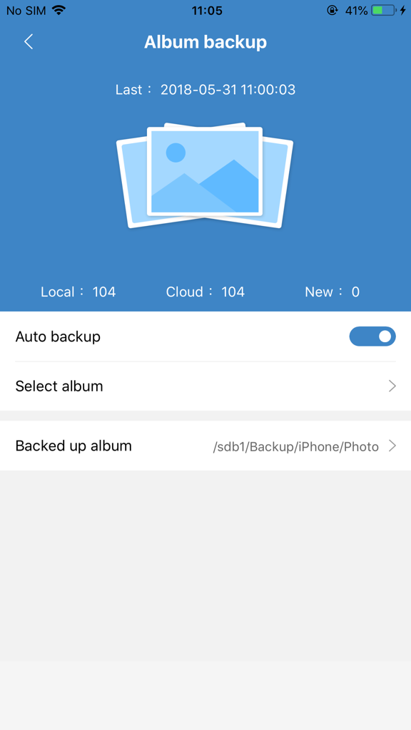 Lenovo Cloud app album backup interface showing photo sync status and auto backup toggle.