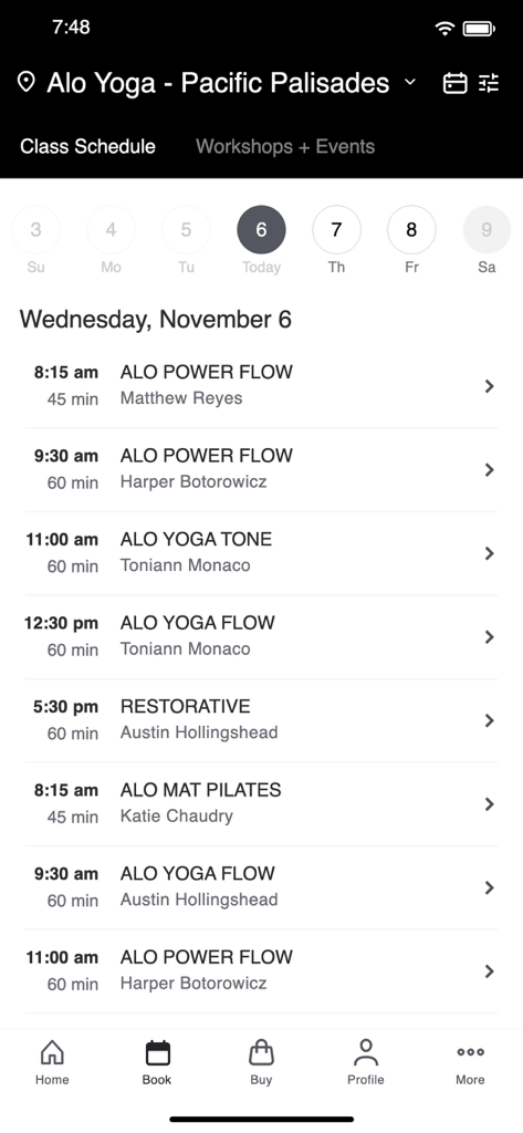 Täglicher Yoga- und Pilates-Kursplan in der Alo Studios App