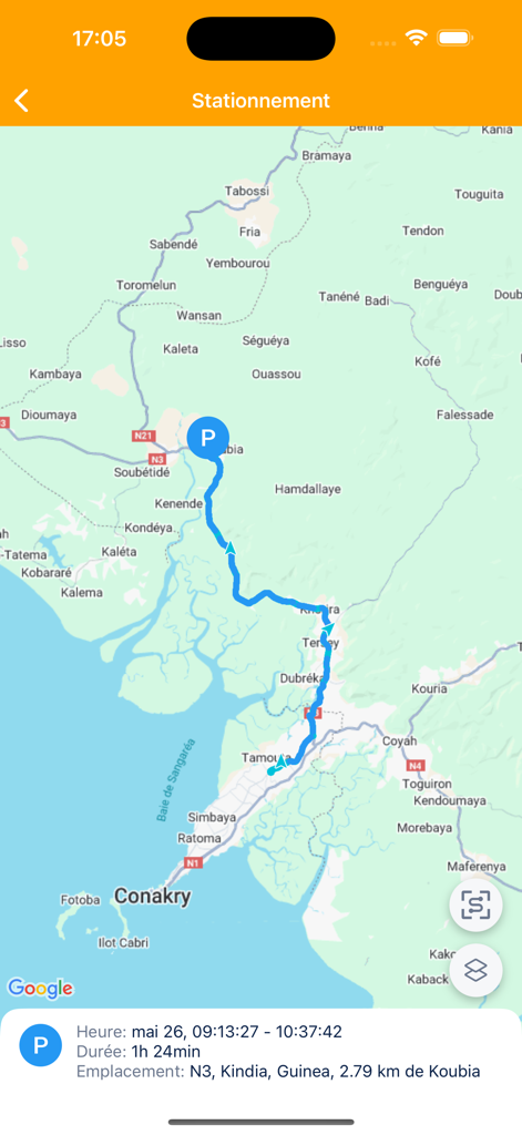 ALTOTRACK - Interfaz de la aplicación móvil ALTOTRACK que muestra la ruta histórica de un vehículo en un mapa con detalles de duración del viaje y ubicación.