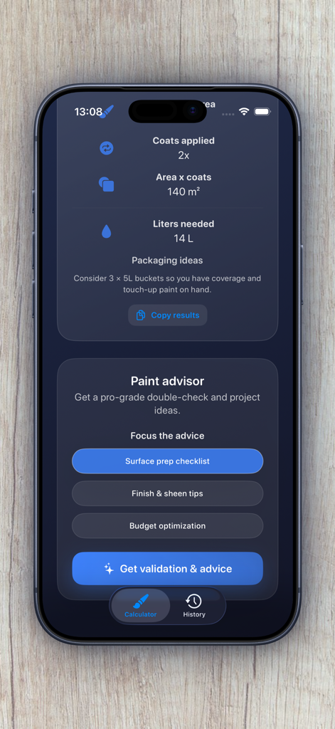 Paint Advisor: Calculator - Capture d'écran de l'application Paint Advisor affichant les besoins en peinture calculés et des options de conseils de bricolage comme les listes de préparation de surface et les conseils budgétaires.