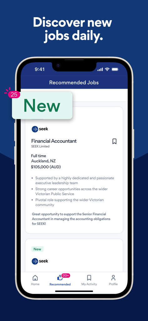 SEEK Jobs Search & Employment - Una pantalla de smartphone que muestra la sección de Empleos Recomendados de la aplicación SEEK con un puesto destacado de Contador Financiero en Auckland.