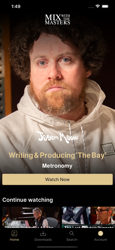 Écran d'accueil de l'application Mix With The Masters montrant un tutoriel de production musicale présenté par Joseph Mount.