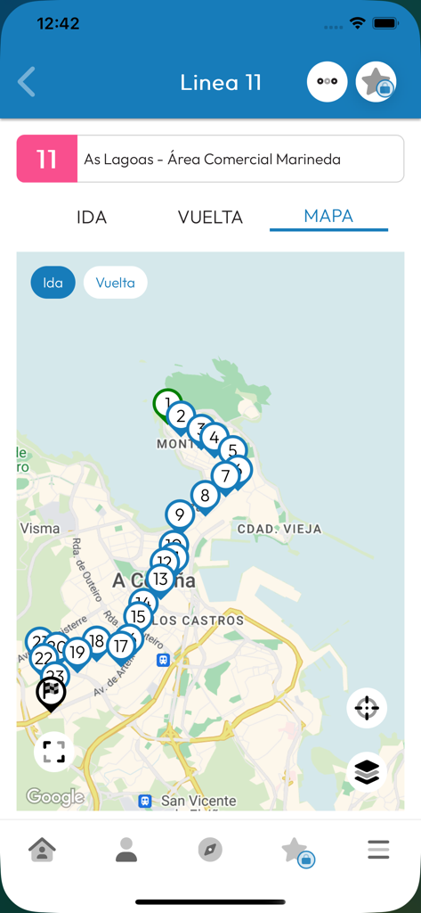 Mapa de ruta de autobús para la Línea 11 en la aplicación móvil App Coruña mostrando paradas de tránsito numeradas.