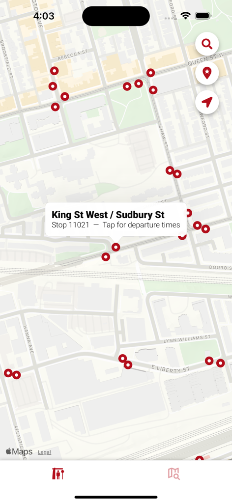 Toronto Transit (TTC, GTA, GO) - キングストリートウェストのリアルタイム出発情報が表示された複数の交通バス停を示すトロント交通アプリのマップビュー。