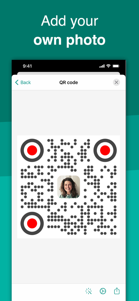 Interfaccia dell'app QRbot che mostra un codice QR personalizzato con una foto personale al centro