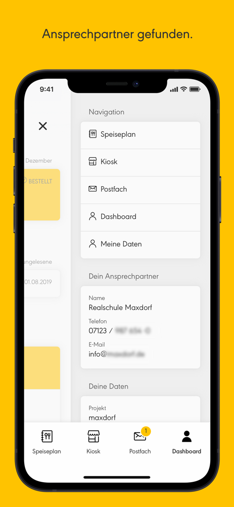 Seitenmenü der MensaMax App mit Navigationsoptionen und Schul-Kontaktinformationen