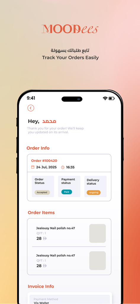 Screenshot di un'app mobile dell'interfaccia di tracciamento degli ordini Moodees che mostra aggiornamenti sullo stato e articoli di smalto acquistati