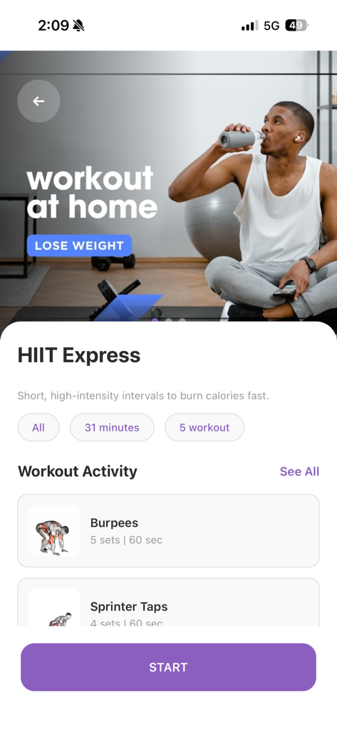 Home workout app: No Equipment - Pantalla de entrenamiento HIIT Express que muestra el ejercicio de burpees y un hombre bebiendo agua en casa