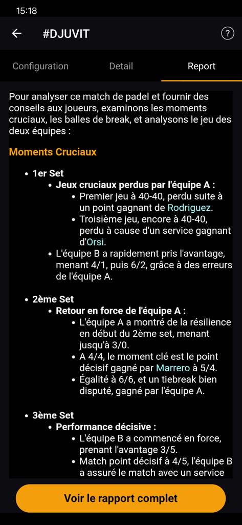 Interfaz de la aplicación Padel Stats AI que muestra un informe detallado de análisis de partido con momentos cruciales set por set