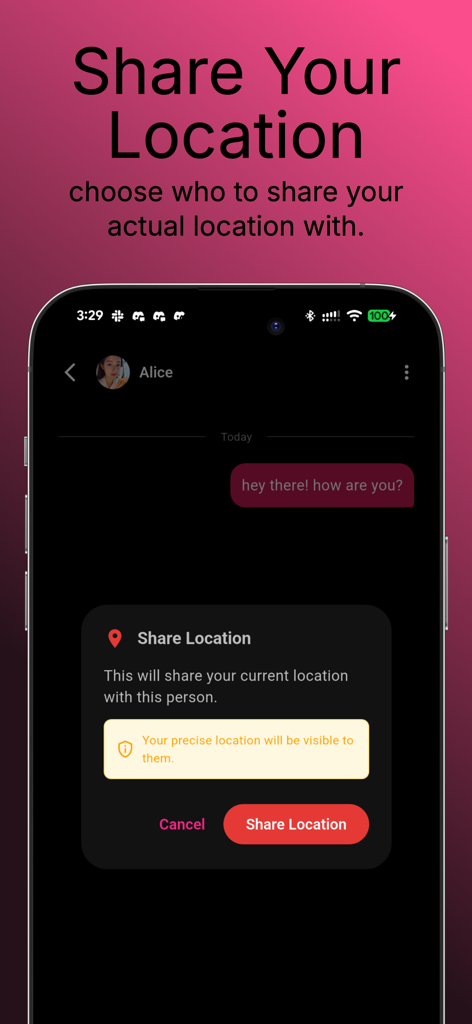 LezFindr: Lesbian Dating App - 채팅 대화 내에서 현재 위치 공유를 요청하는 LezFindr 앱 화면