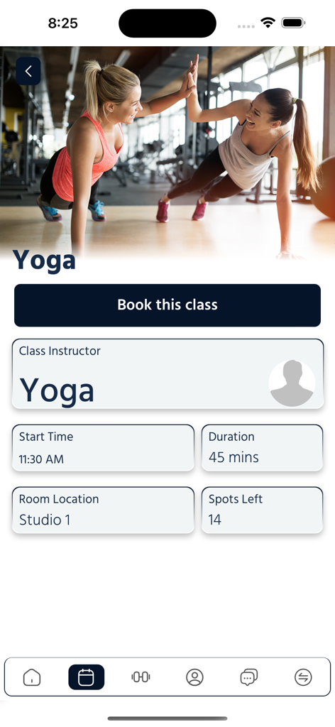 Pantalla de la aplicación MyClub Fitness para reservar una clase de yoga con detalles de hora y ubicación.