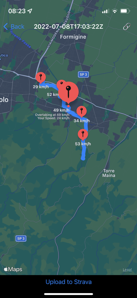 ARadar - A map in the ARadar app showing a bike route with markers for vehicle overtaking speeds