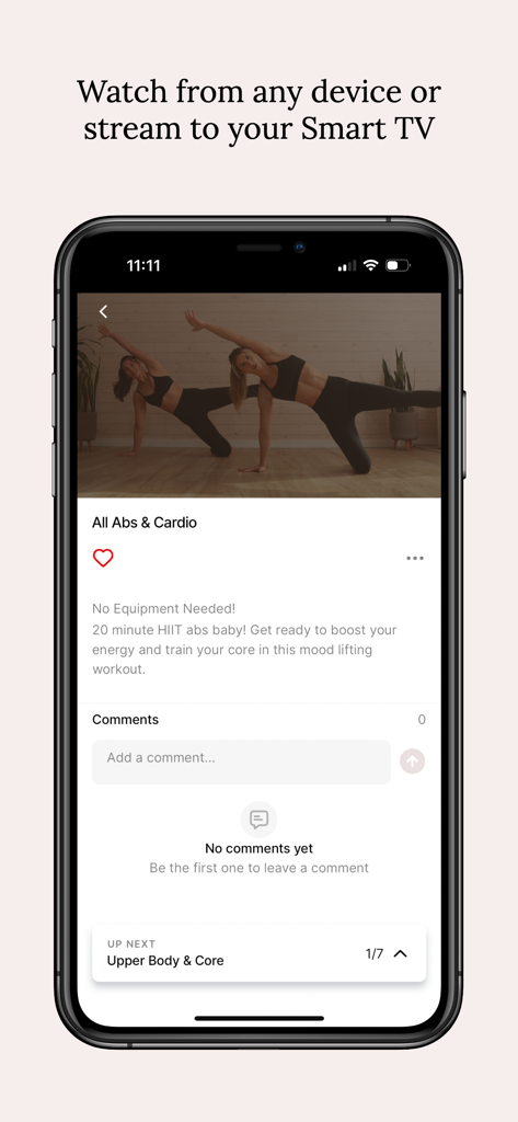 Fit with Coco - Fit with Coco App-Trainingsbildschirm, der ein Bauch- und Cardio-Video mit Smart-TV-Streaming-Optionen anzeigt