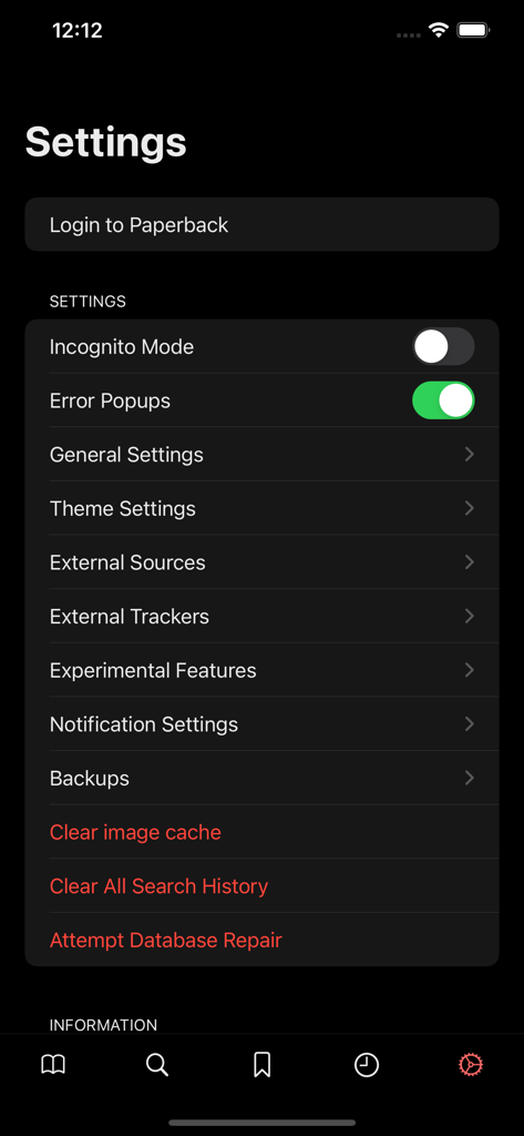 Paperback - Comic/Manga Reader - The settings menu of the Paperback manga reader app featuring privacy and source configuration options.