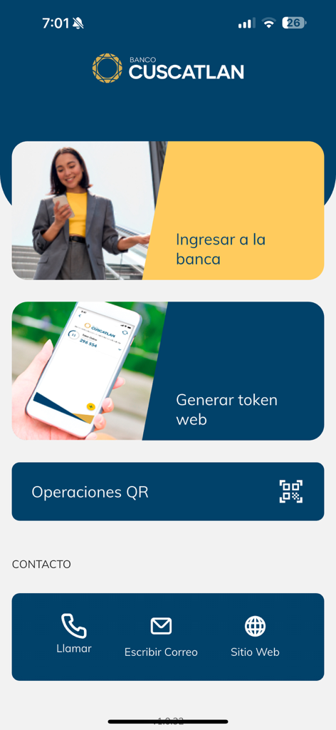 App CUSCATLAN GT 1.0 - Home screen of the Banco Cuscatlan GT mobile app showing options for banking login and QR operations