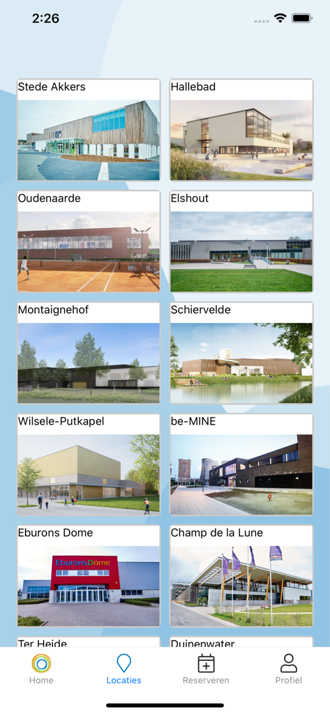 Sportoase - Pantalla de la aplicación móvil Sportoase que muestra una lista visual de las ubicaciones de los centros deportivos y de ocio