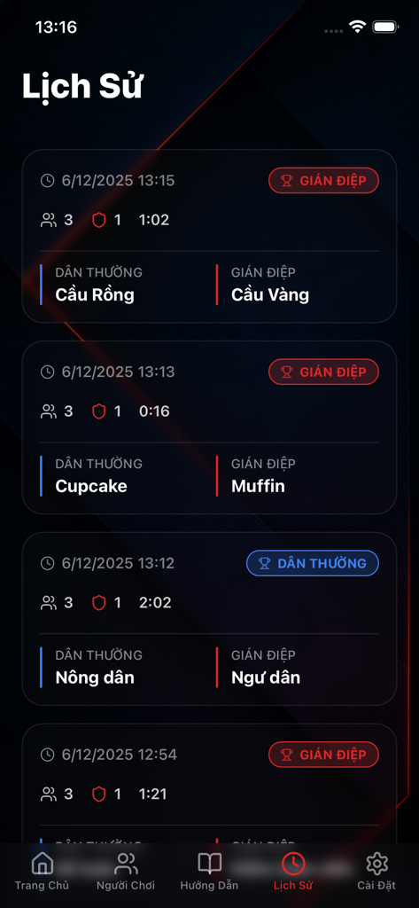 Ai là gián điệp - Match history screen of the Who is the Spy app showing previous game results and secret word pairs.