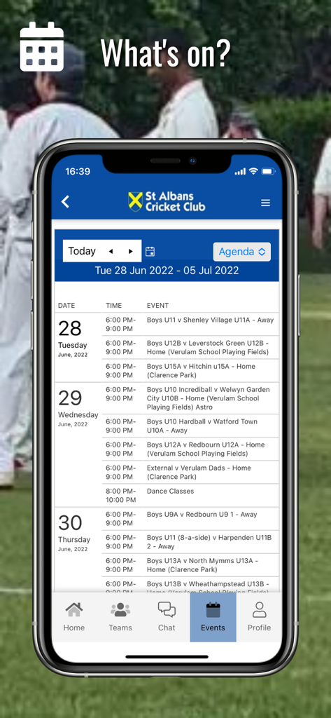 Ein Smartphone-Bildschirm, der den Event-Kalender der Hitssports-App für einen Sportverein anzeigt