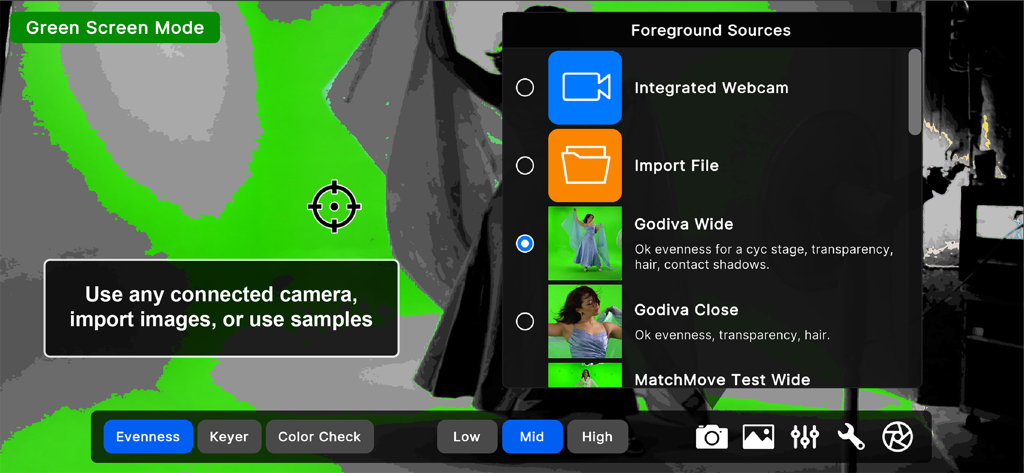 Green Screener - 前景ソースメニューとグリーンバック照明可視化を示すGreen Screenerアプリのインターフェース