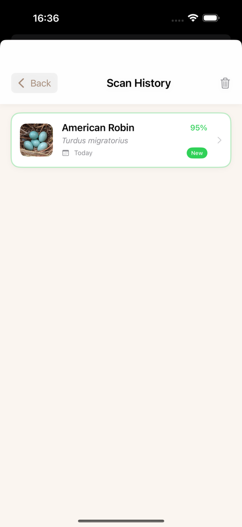 Bird Egg Collection Ai - 鳥の卵コレクションAIアプリで95パーセントの信頼度で識別されたアメリカコマドリの卵を示すスキャン履歴画面。