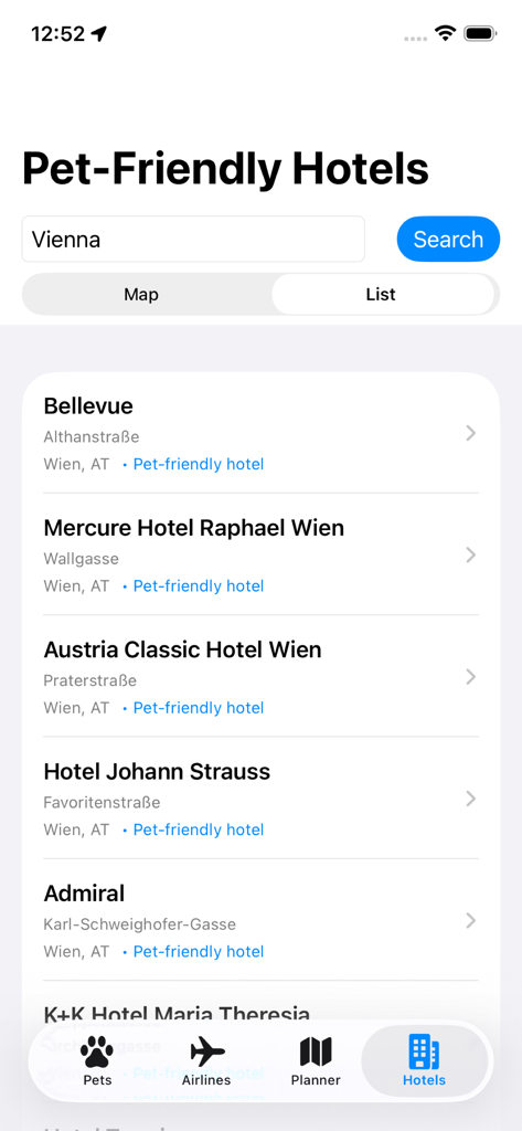Pet Travel Planner - ウィーンのペットフレンドリーなホテルのリストを示すPet Travel Plannerアプリインターフェース