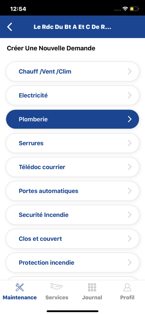SamFM Smart Request - Maintenance request category selection screen in the SamFM Smart Request app