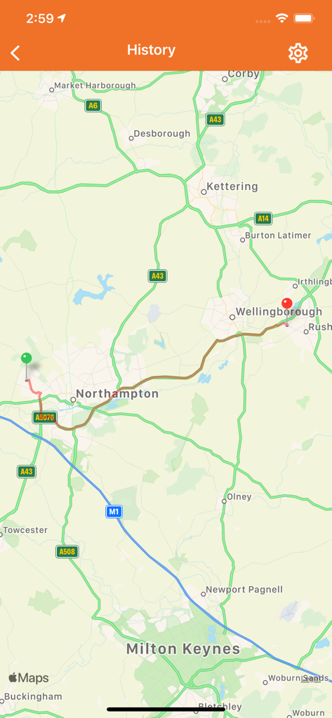 Mileage Trackアプリの履歴画面。地図上に追跡されたトリップルートが表示されています。